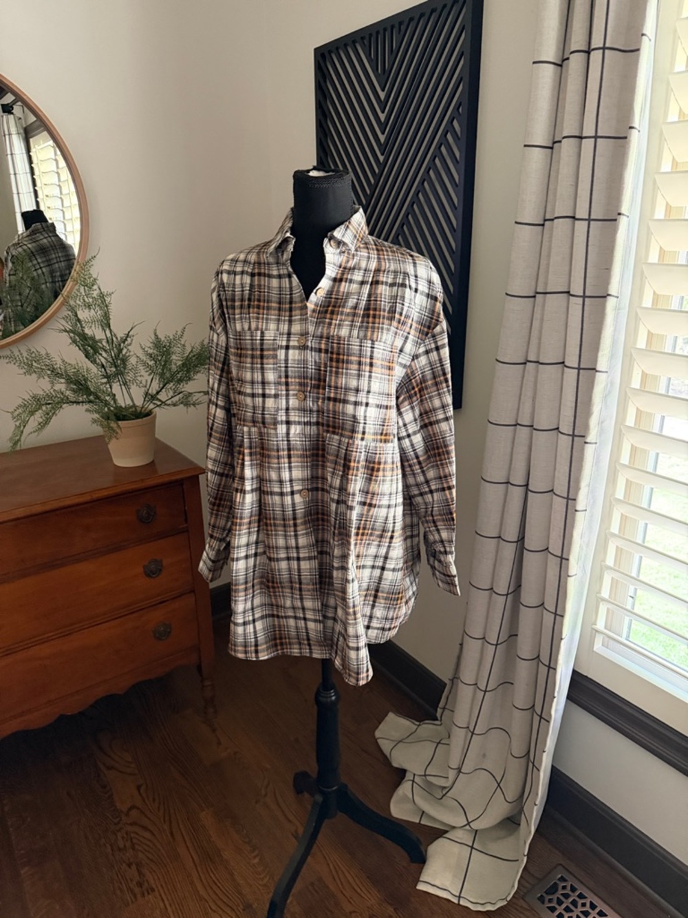 Listicle Plaid Shirt in Cream, Brown & Black with 3/4 sleeves medium